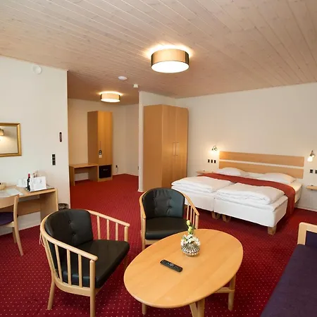 אורחן & Agerskov