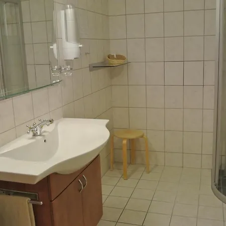 Värdshus & 3*