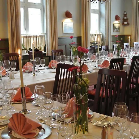 & Mini-hôtel 3*