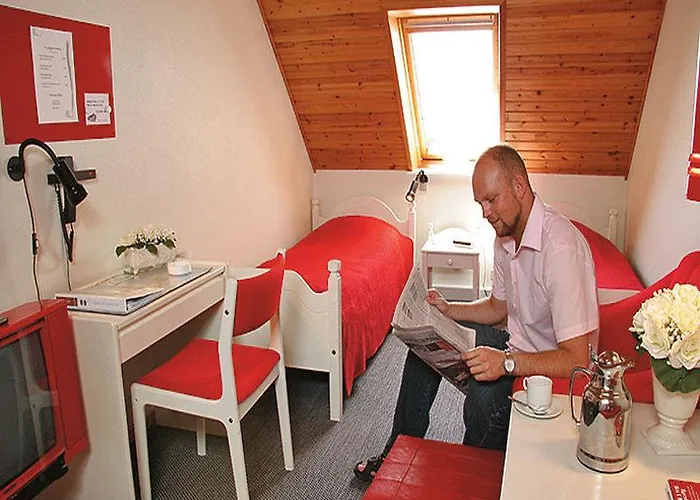 אורחן & Agerskov