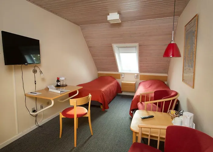 אורחן & Agerskov